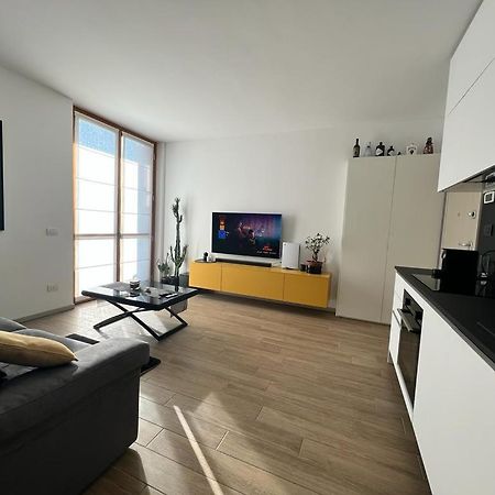 Domusmi - Nuvolone-7 Apartment Milan Exterior photo
