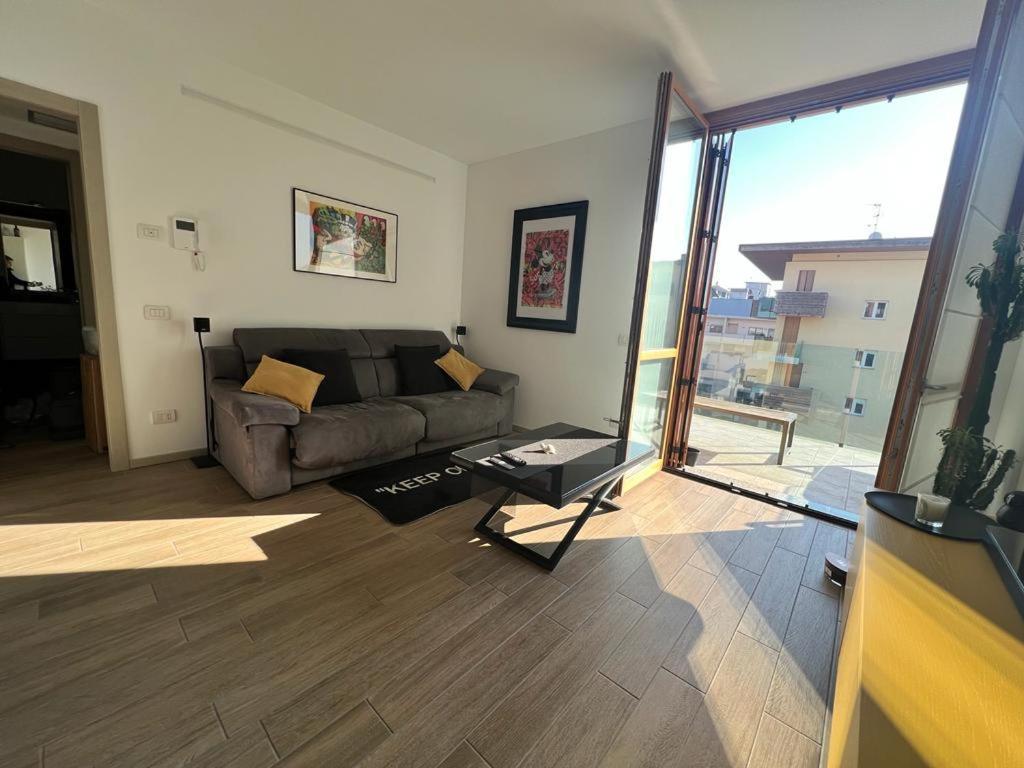 Domusmi - Nuvolone-7 Apartment Milan Exterior photo