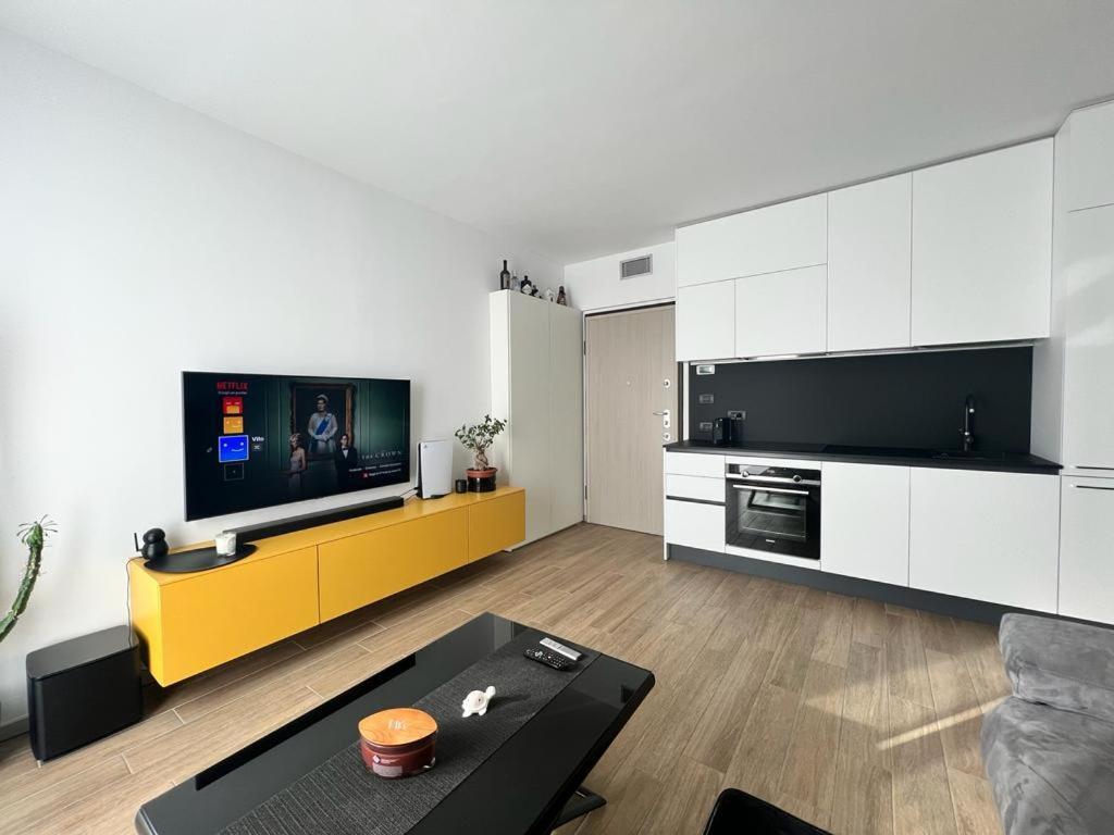 Domusmi - Nuvolone-7 Apartment Milan Exterior photo